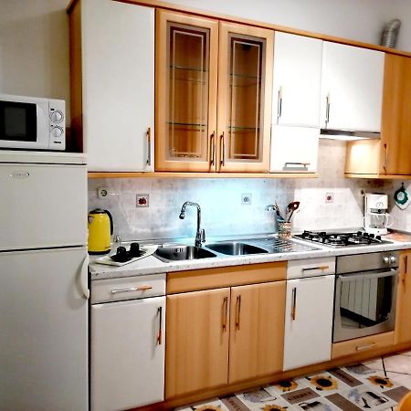 רוביני Room And Apartment Lea מראה חיצוני תמונה